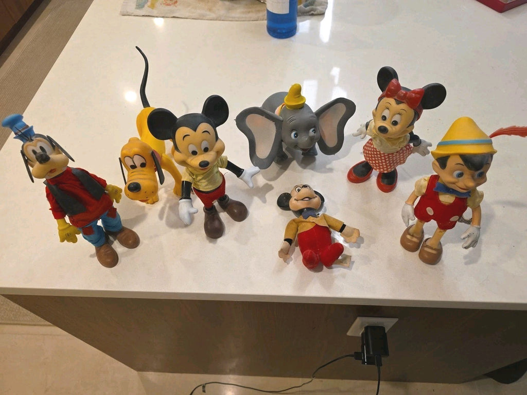 7 Walt Disney Productions 1960s  Rubber Character Figurines Hong Kong Japan