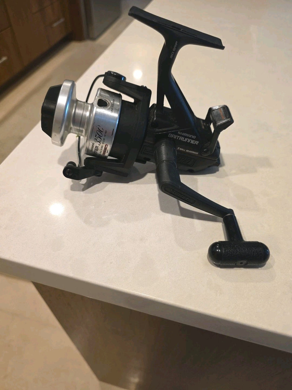 Shimano 3500 BaitRunner Fishing Reel - SPINNING