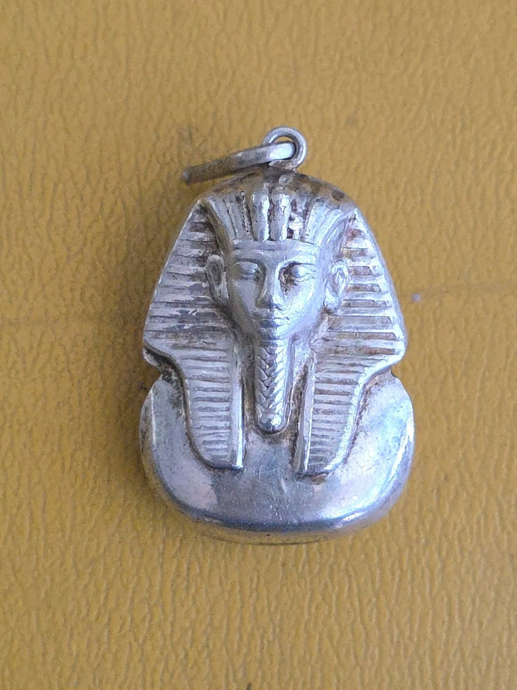 Gorgeous Egyptian Sterling Silver Mask of King Tut Detailed work Pendant
