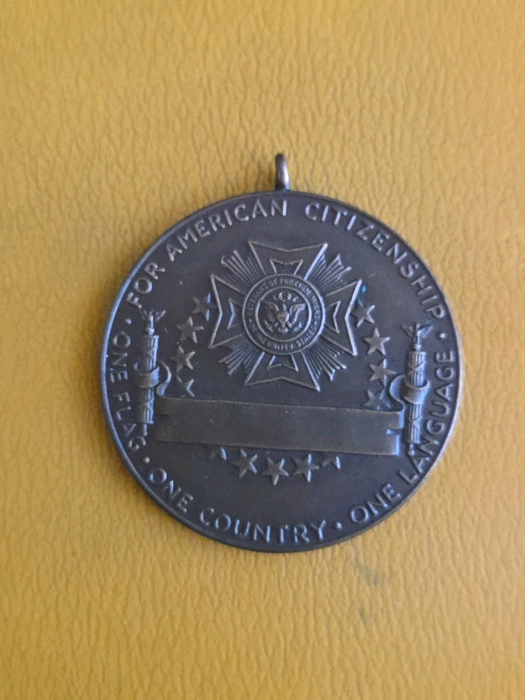 Vintage VETERANS OF FOREIGN WARS of the United States MEDAL US Uniform Badge