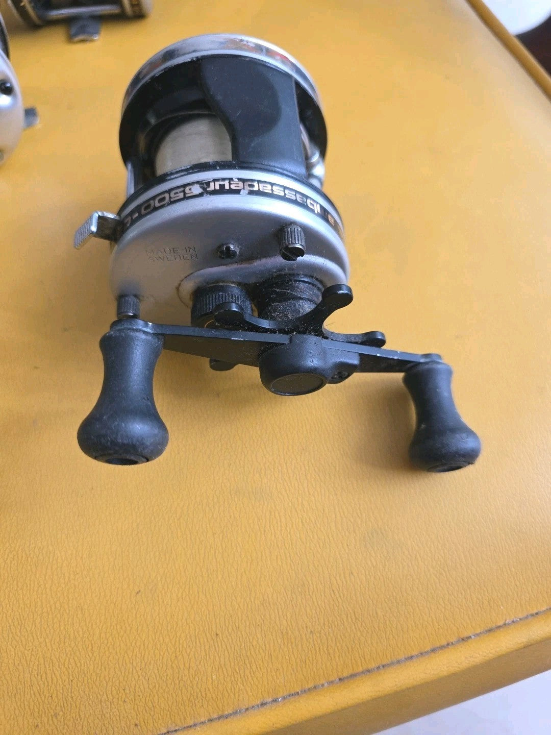 Abu Garcia Ambassadeur 5501-C3 Right Hand Baitcasting Reel Sweden