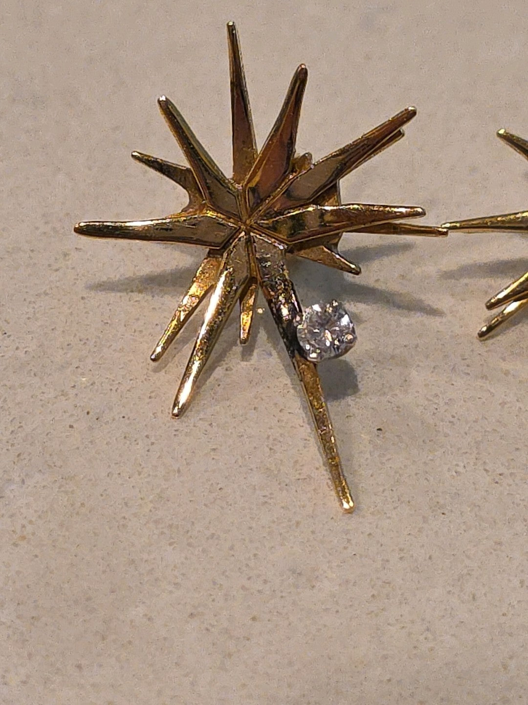 Midcentury 18k Yellow Gold Diamond Supernova Starburst Diamond Earrings