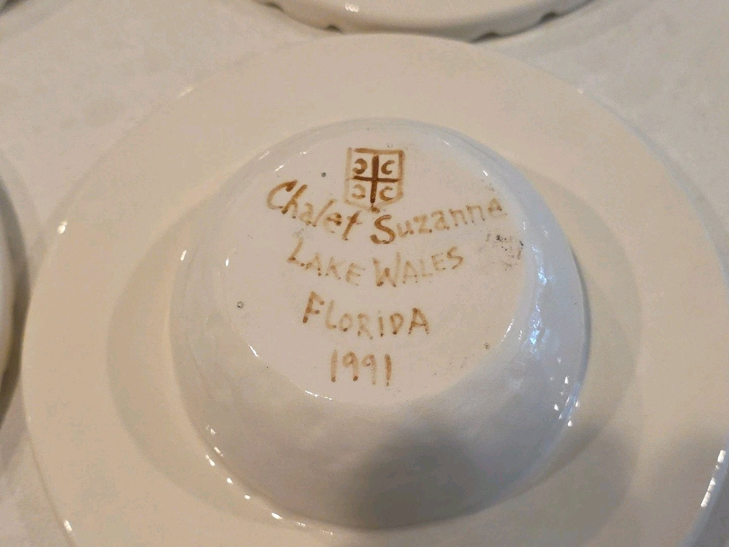 Vtg 4 Chalet Suzanne Restaurant Lake Wales Florida Art Pottery Soup Bowl 1992