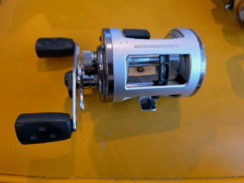 Abu Garcia Ambassadeur 6600EXT Baitcast Fishing Reel RH