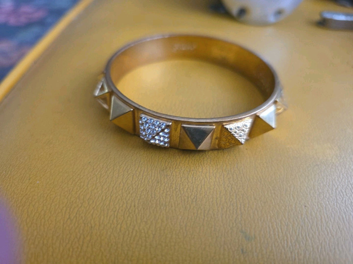 Coach Pyramid Unique Statement Bracelet Chic Bangel Gold-tone