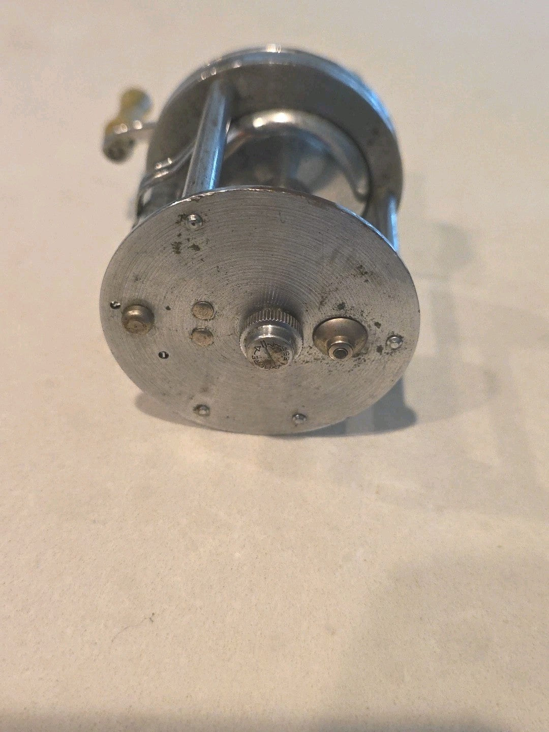 F13- Vintage SHAKESPEARE True Blue 1956 Model FE Bait Cast Reel, USA, Works, VG+