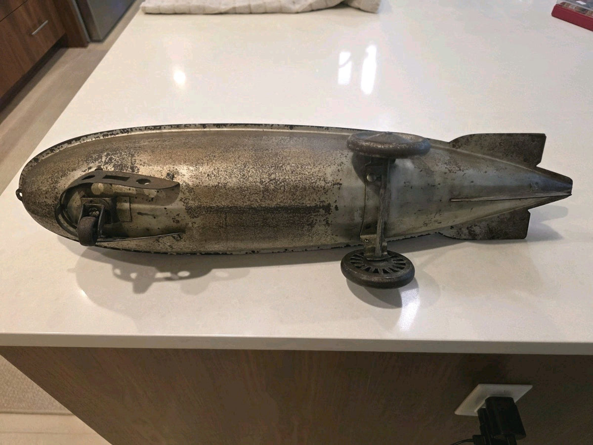RARE 1930 Steelcraft  Graf Zeppelin Blimp Airship Pressed Steel Pull Toy