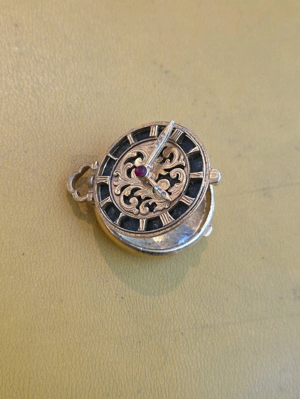 Vintage Florenza Pocket Watch Style Pill Box, Moveable clock arms w/Rhinestones