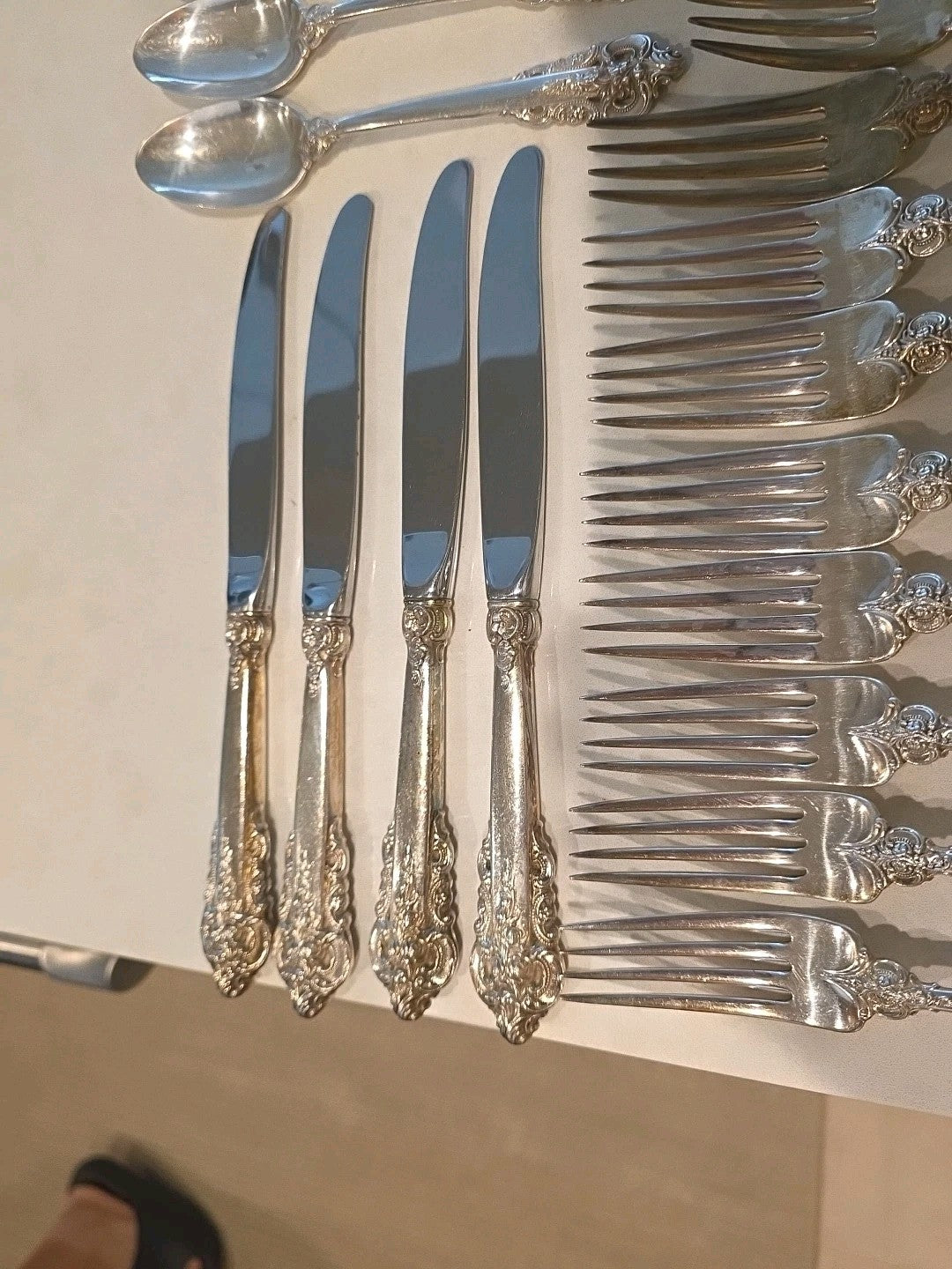 40 PC Place Wallace GRANDE BAROQUE STERLING SILVER