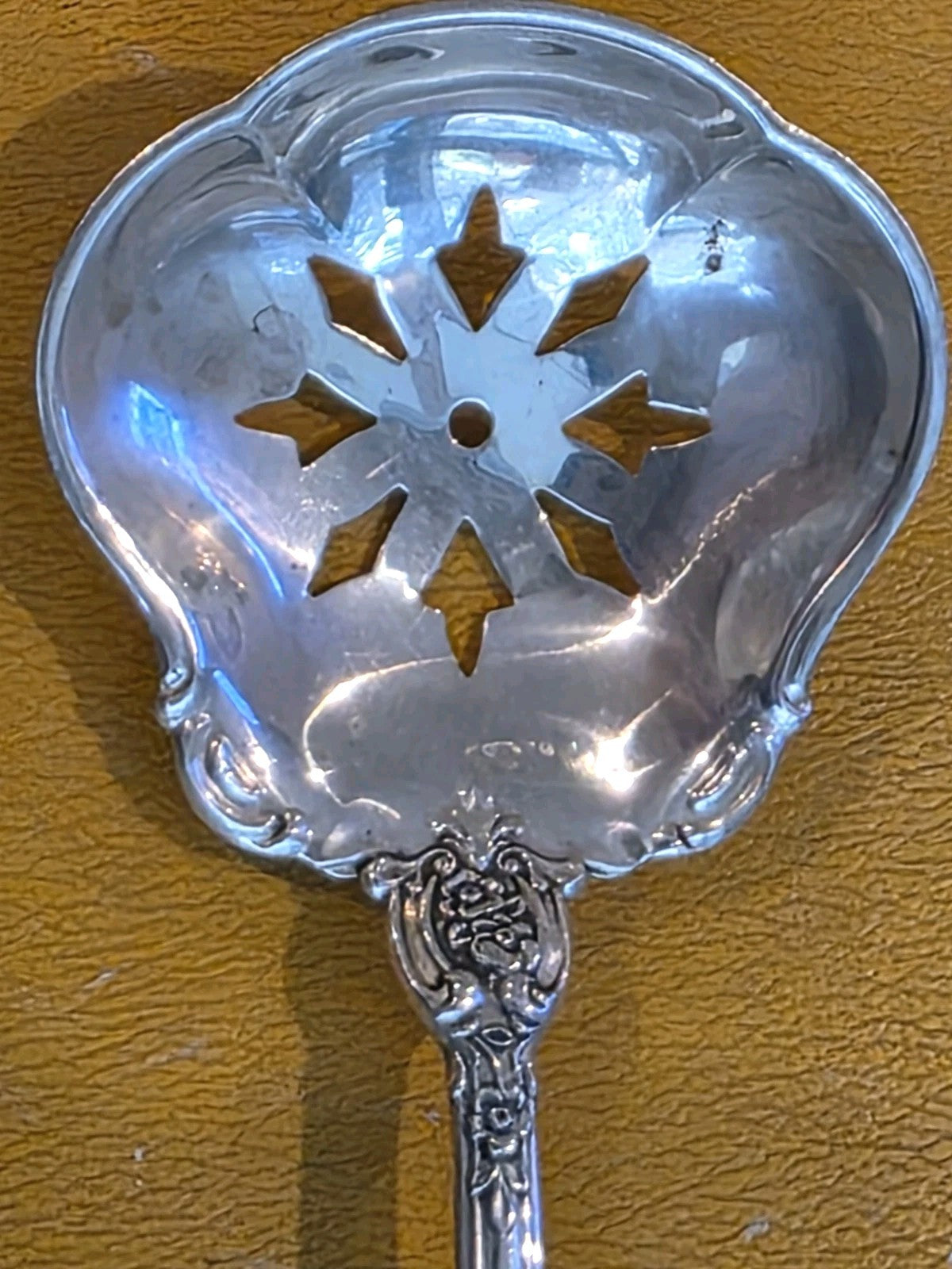 Eloquence by Lunt Sterling Silver Nut Spoon 6" Bon Bon Flatware