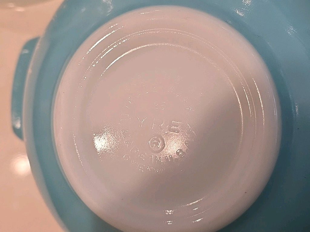 Pyrex Amish Butterprint Blue & White Cinderella Nesting Mixing Bowls Set Of 3