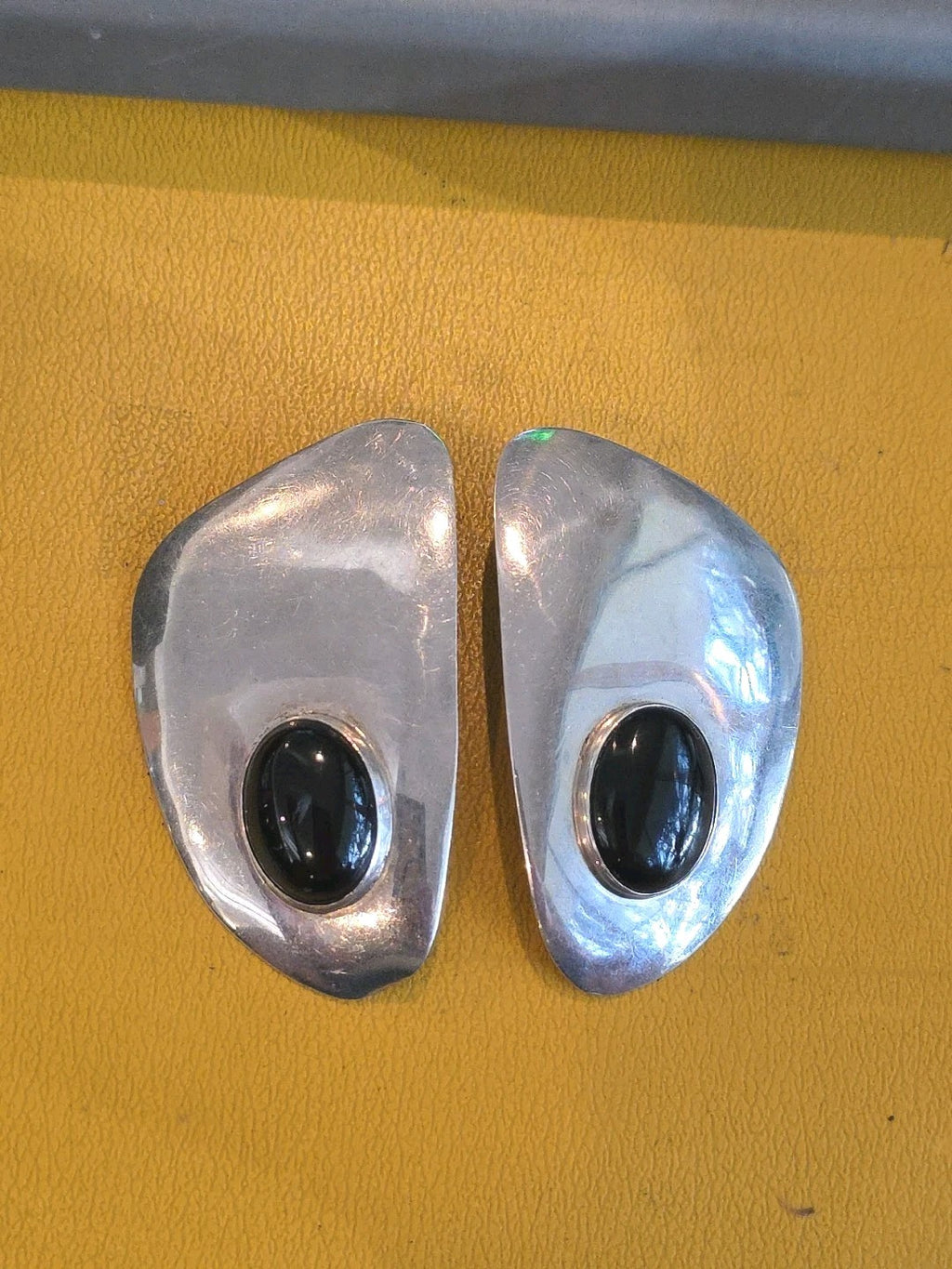 VTG Onyx Sterling Silver Earrings Angular Post Southwest Native American