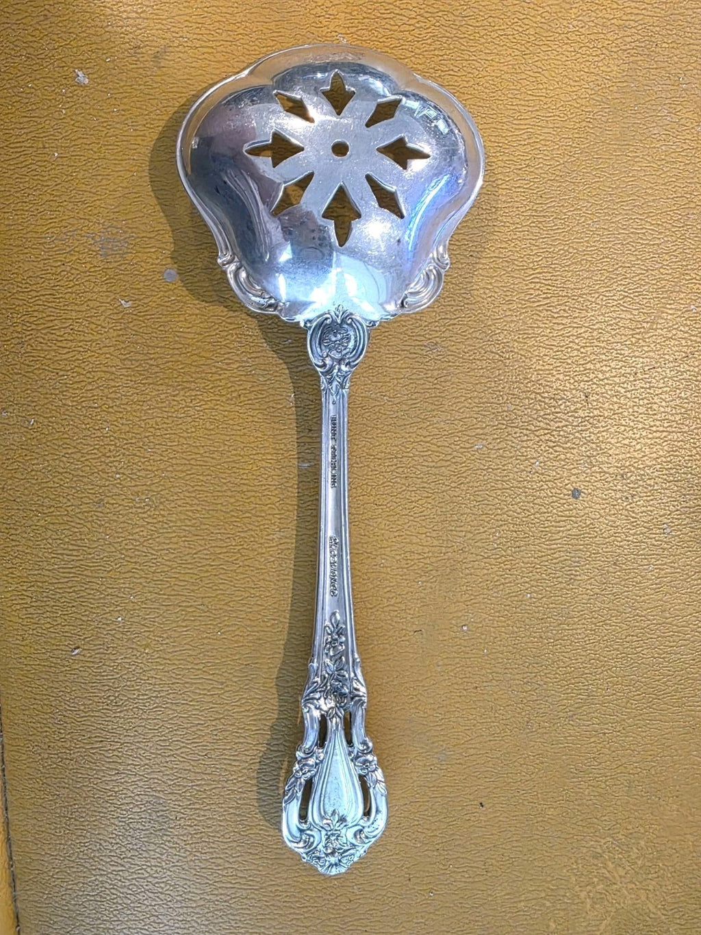 Eloquence by Lunt Sterling Silver Nut Spoon 6" Bon Bon Flatware