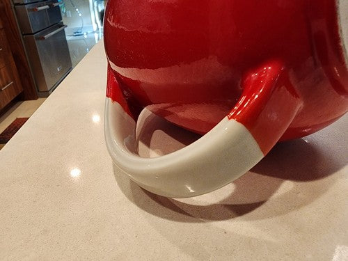 Hall Pert Chinese Red 32 Oz Sani Grid Pitcher Jug