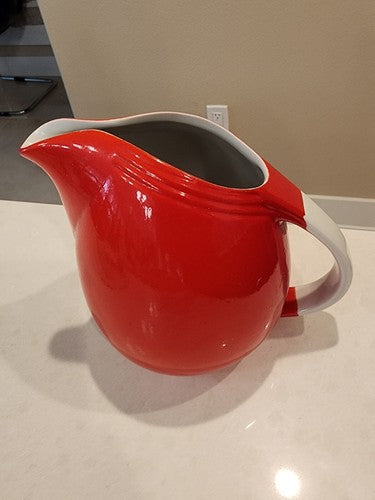 Hall Pert Chinese Red 32 Oz Sani Grid Pitcher Jug