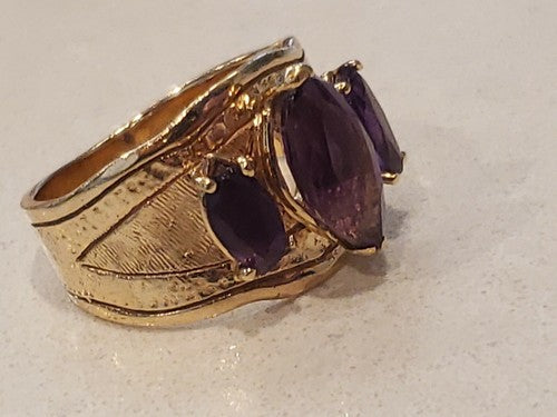 14K Yellow Gold 1920's Vintage 3 Stone Oval Amethyst Garnet Ring, Size 8.25