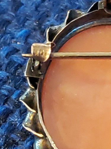 Vintage 10k Yellow Gold Shell CAMEO PIN PENDANT Brooch