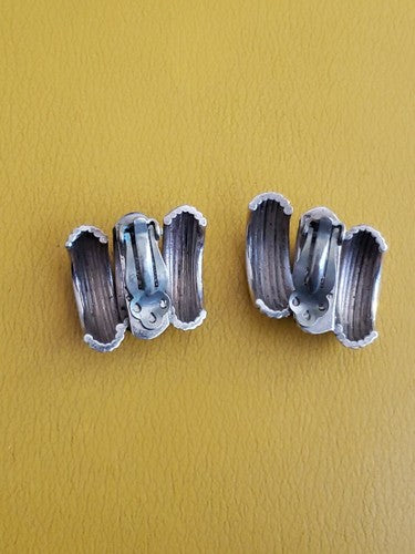 Vintage Taxco Mexico Swirl Modernist Sterling Silver 925 Clip On earrings