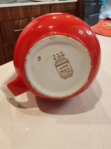 Hall Pert Chinese Red 32 Oz Sani Grid Pitcher Jug