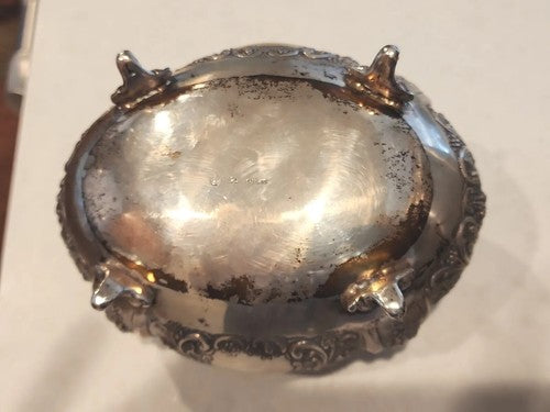 ANTIQUE STERLING SILVER HAND CHASED CHERUB DESIGNS JEWERY / ETROG BOX