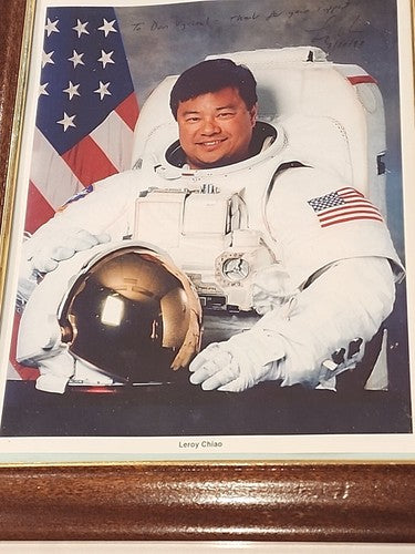 Leroy Chiao Personally Signed Autographed 8X10 NASA Photo