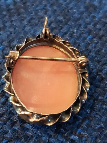 Vintage 10k Yellow Gold Shell CAMEO PIN PENDANT Brooch