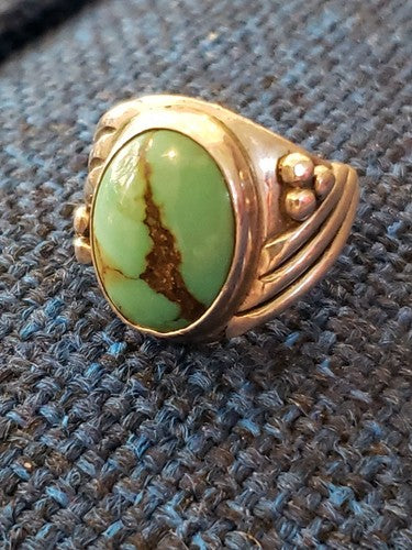 Vintage Navajo Sterling Silver & Turquoise Ring Size 8.5