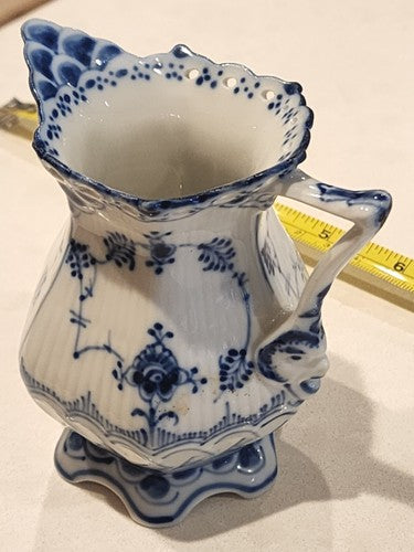 Royal Copenhagen Blue Fluted Full Lace Creamer #1032