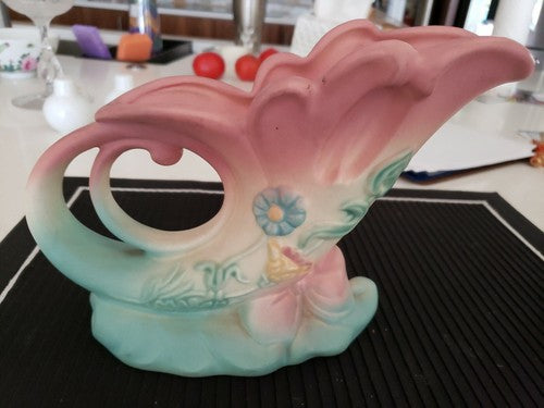Hull Art Pottery b-5 7.5" Cornicopia Bow Knot Pastel Vase