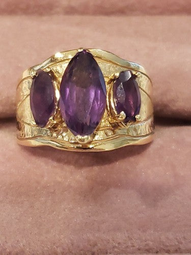 14K Yellow Gold 1920's Vintage 3 Stone Oval Amethyst Garnet Ring, Size 8.25