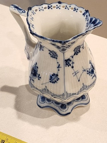 Royal Copenhagen Blue Fluted Full Lace Creamer #1032