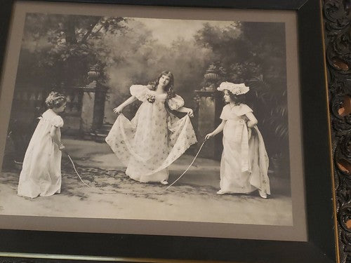 Antique Victorian Wood Picture Frame &1899 Ullman mfg. Print