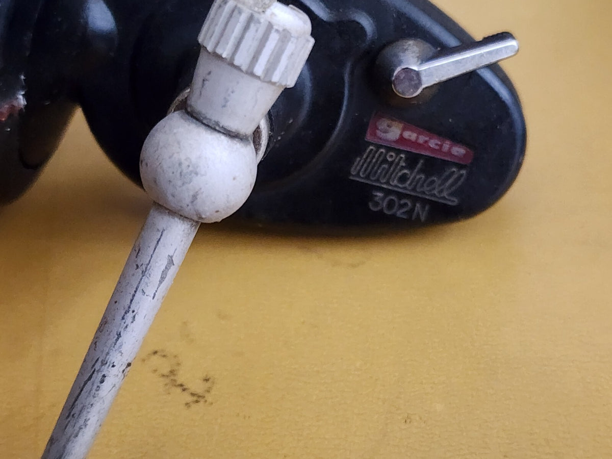 VINTAGE GARCIA MITCHELL 302N SALTWATER FISHING REEL FRANCE