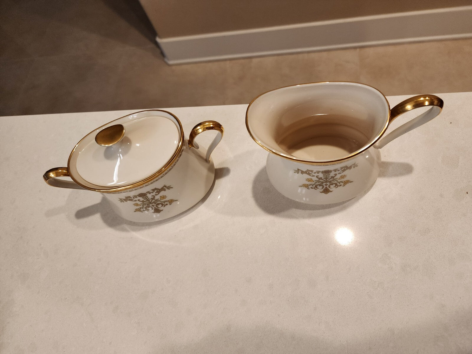 Discontinued Lenox Castle Garden Cream And Lidded Sugar