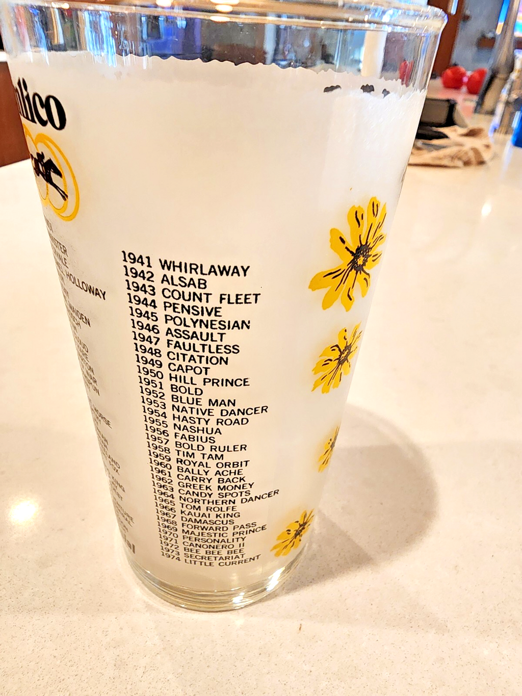 1975 100th Preakness Stakes Horse Racing Mint Condition Glass Master Derby