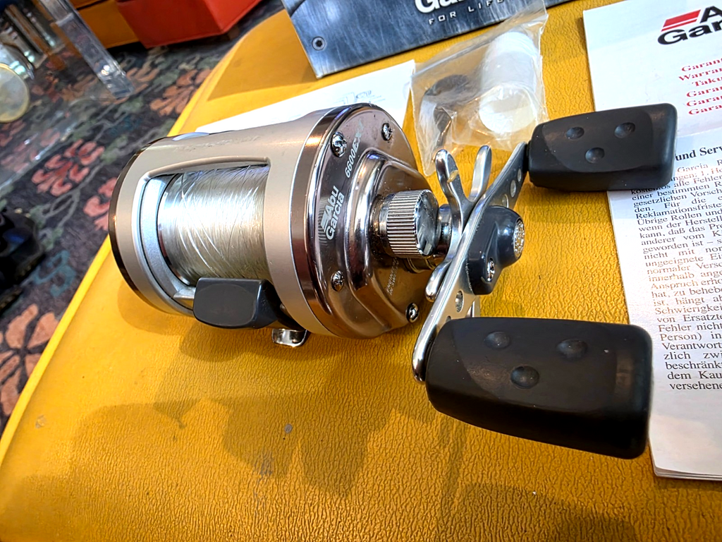 Abu Garcia Ambassadeur 6600EXT Baitcast Reel RH Rare in Box-Vintage