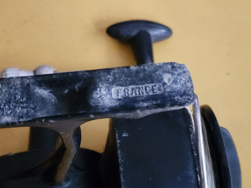 VINTAGE GARCIA MITCHELL 302N SALTWATER FISHING REEL FRANCE