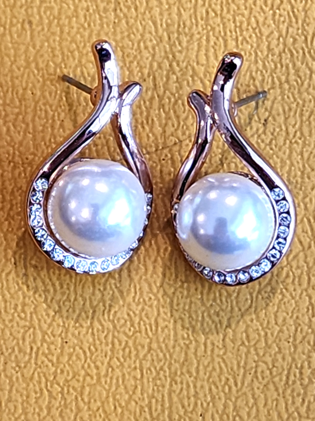 Vargas White Pearl With Rhinestone Tear Drop Earrings