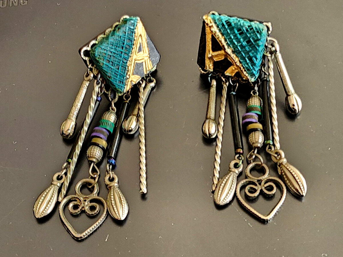 Midcentry Clip On Funky Retro Earrings