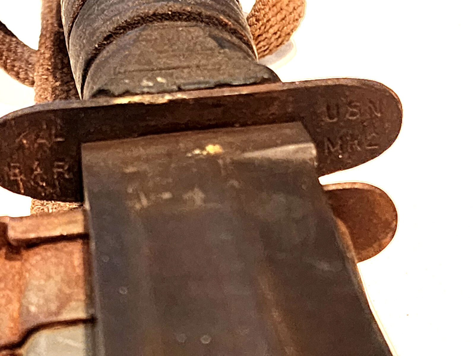 WWII US Navy Ka-Bar Mark 2 Fighting Combat Knife + USN Metal Sheath KABAR