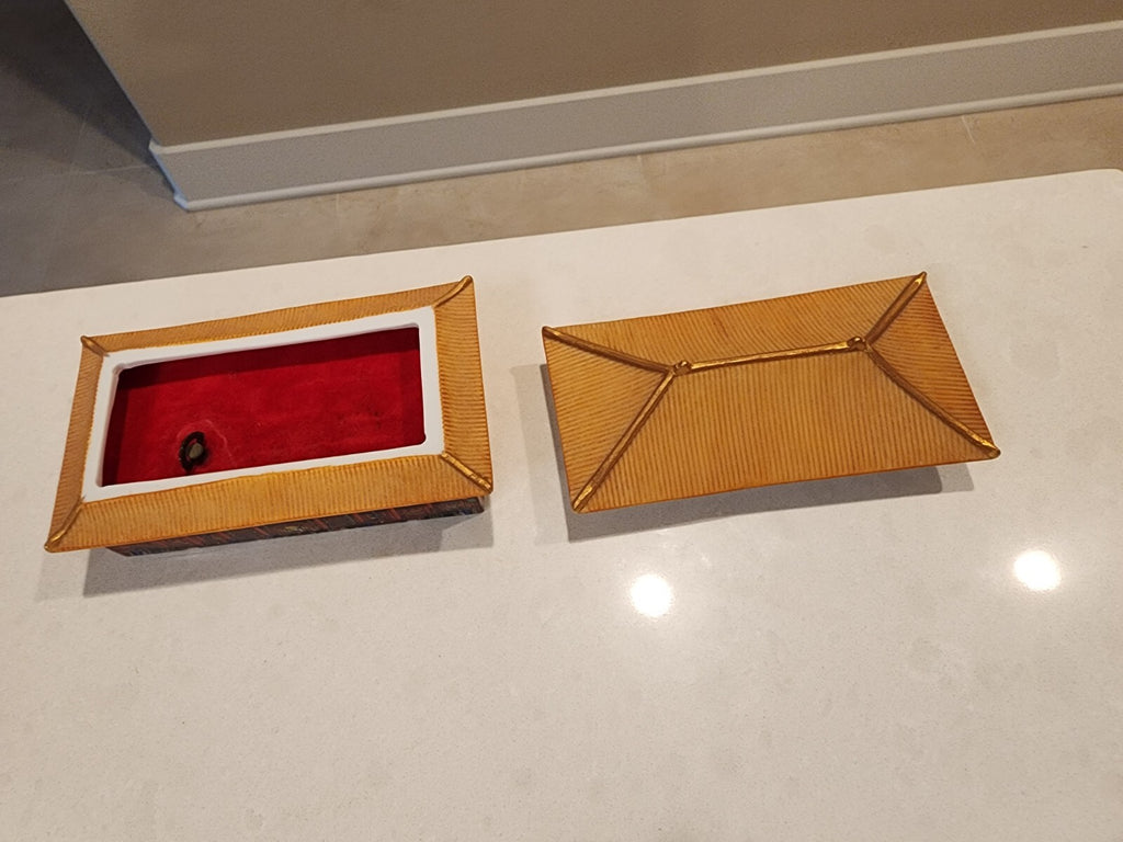 Beijing Forbidden City The Palace Museum Music Box 1991 Tested and it Works!