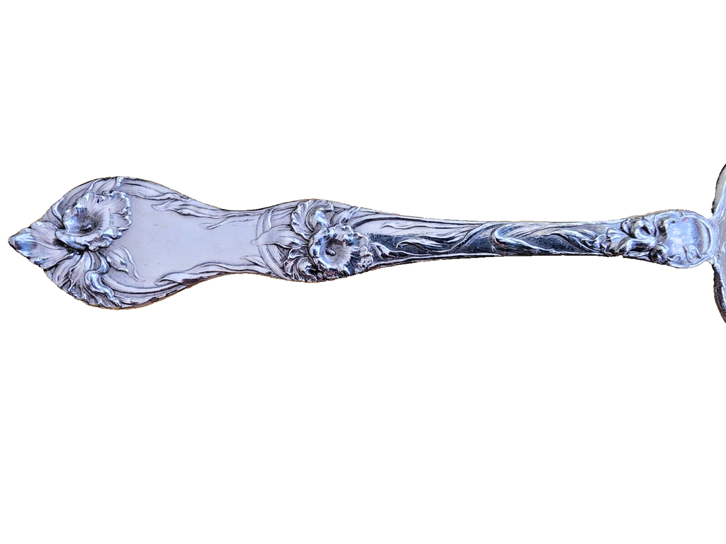 Reed & Barton - Les Cinq Fleurs Sterling Silver 9" Berry Spoon No Monogram