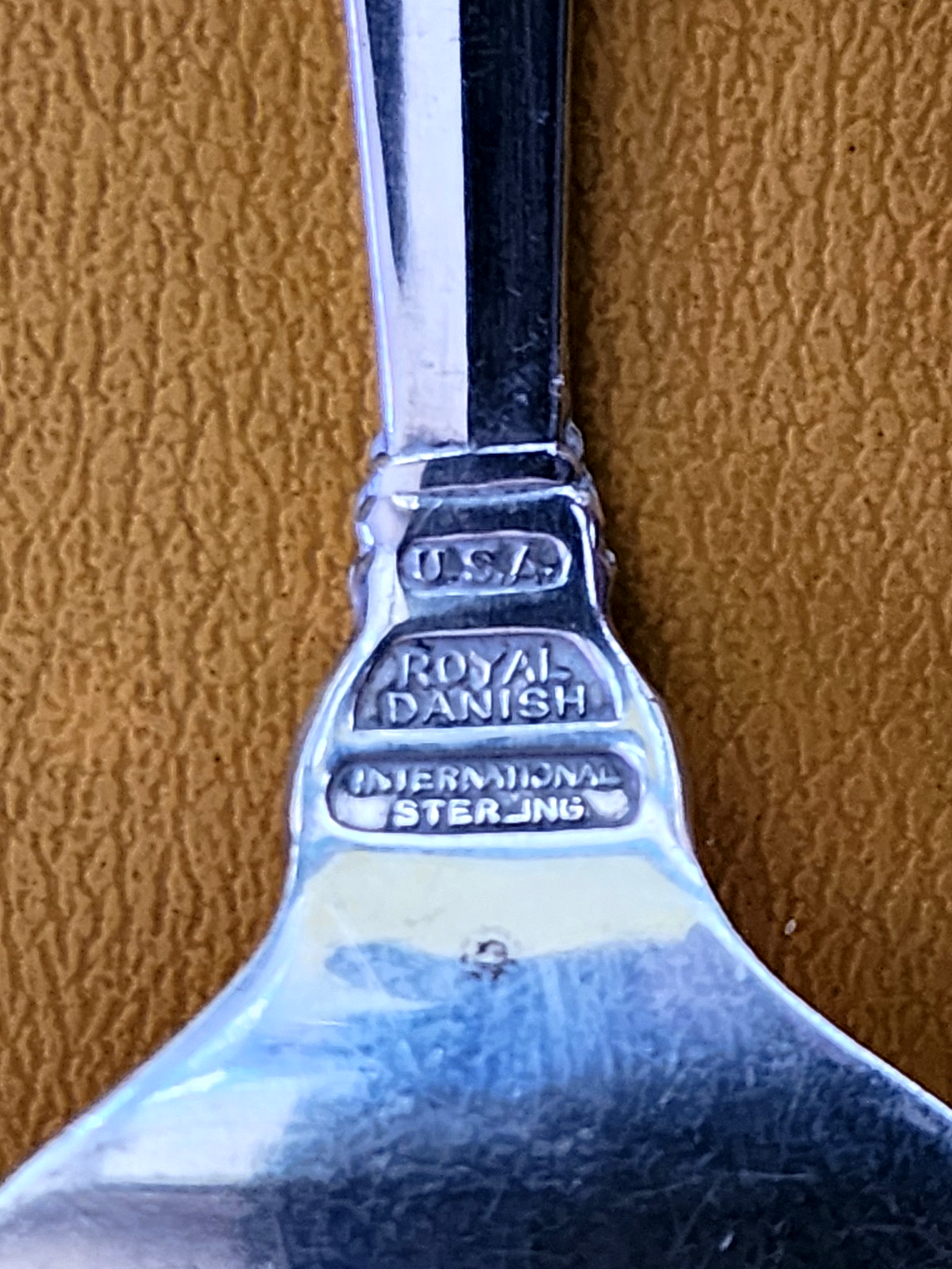 International Royal Danish Medium Solid Cold Meat Serving Fork 8 7/8"