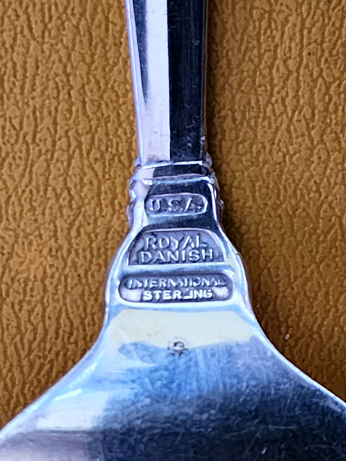 International Royal Danish Medium Solid Cold Meat Serving Fork 8 7/8"