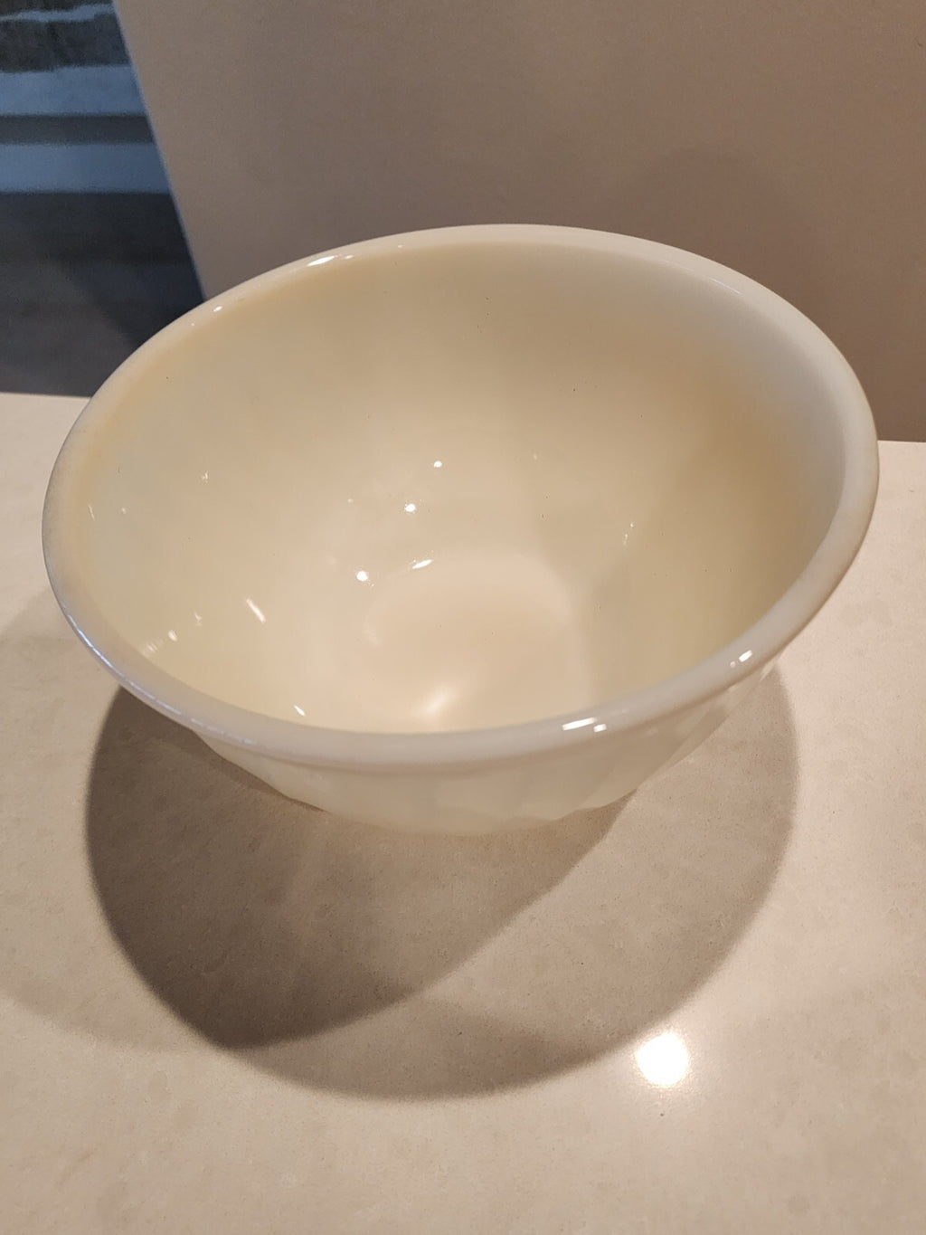 Vintage Fire-King Swirl Ivory 9" Mixing Bowl Oven Ware USA Excellent Condition