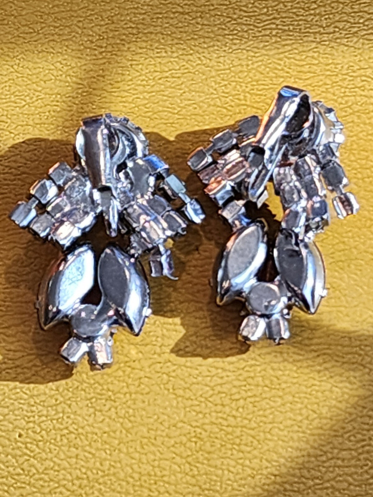 Cranberry Glass Rhinestones Clip Earrings