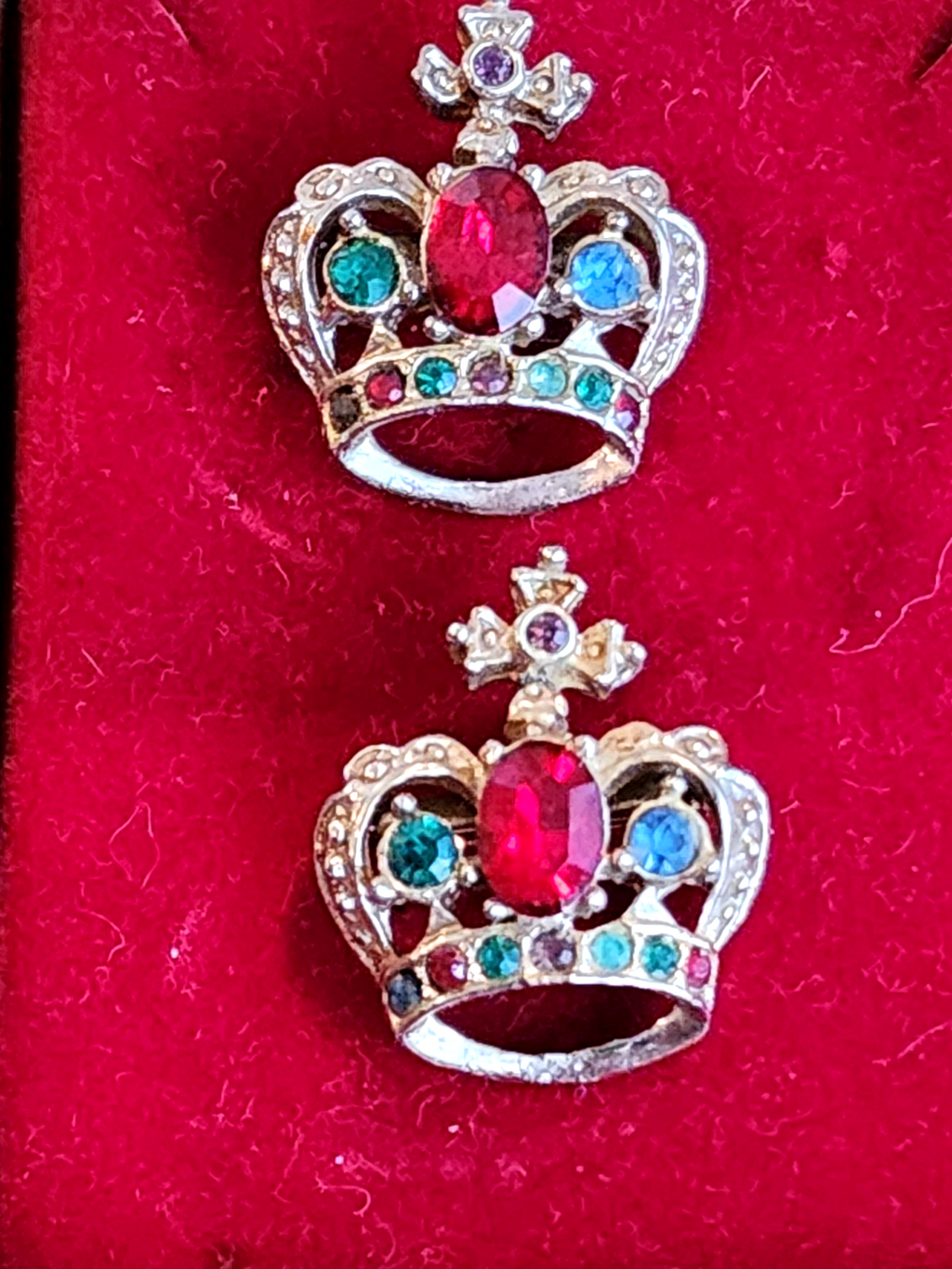 Vintage Pair Rafaelian Royal Crown Brooch Pins Jewelry Jelly Mint
