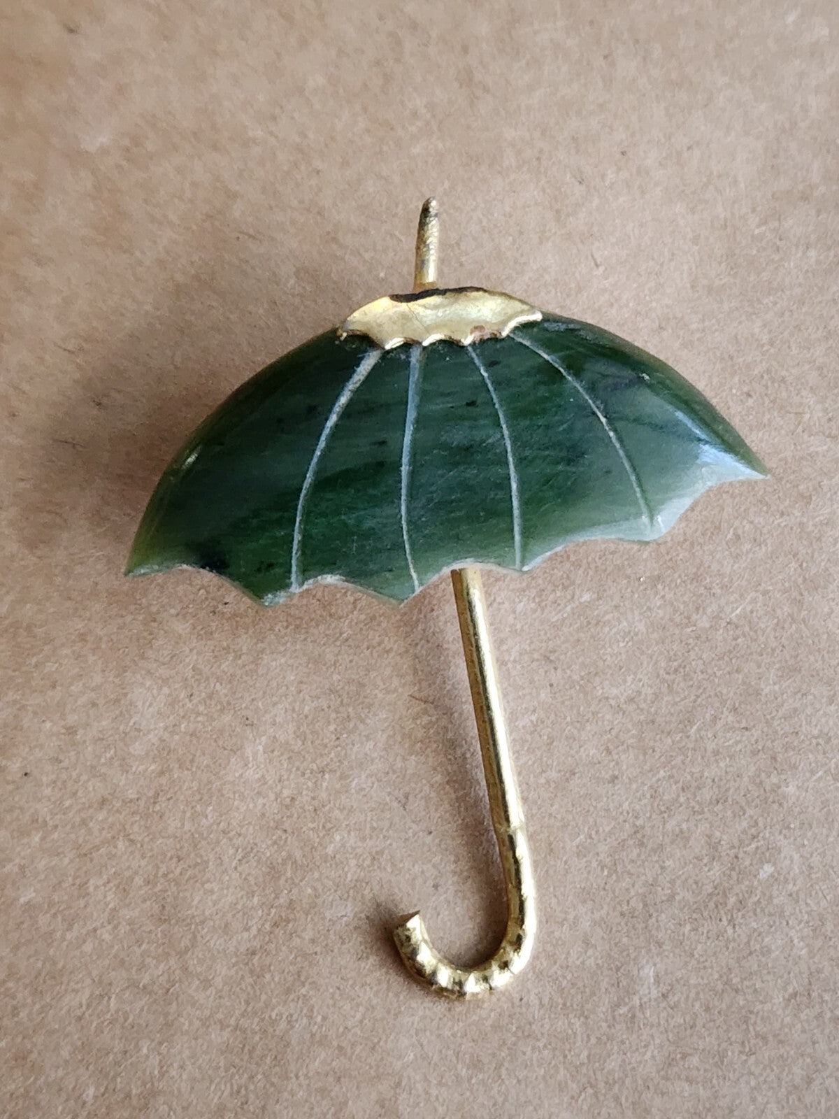 Vtg 1966 Designer Swoboda Brooch Pin Jade Grade A Green Carved Umbrella Gold Pl