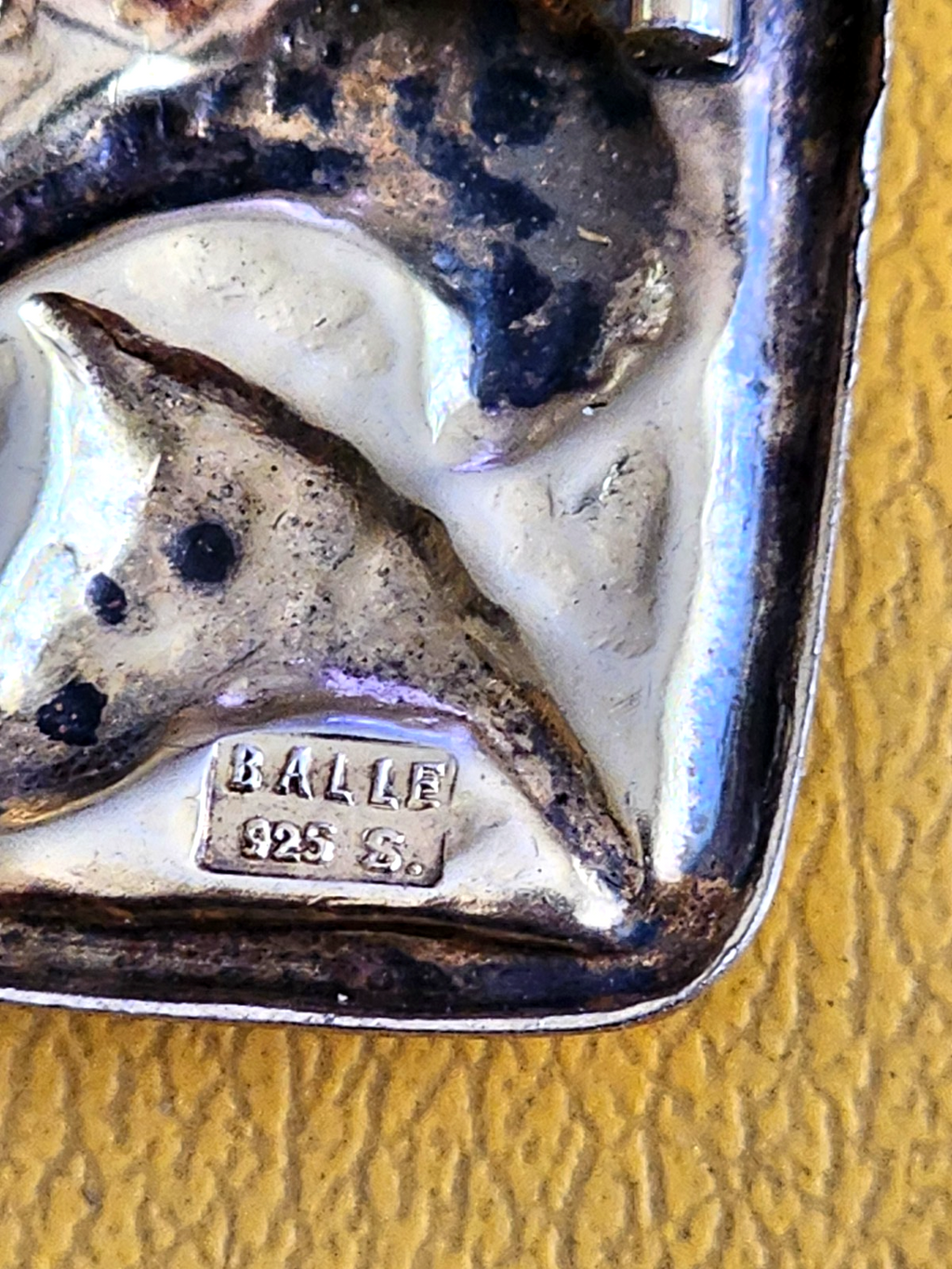 VINTAGE OYSTEIN BALLE NORWAY ENAMEL AND 925 STERLING SILVER MODERNIST PIN BROOCH