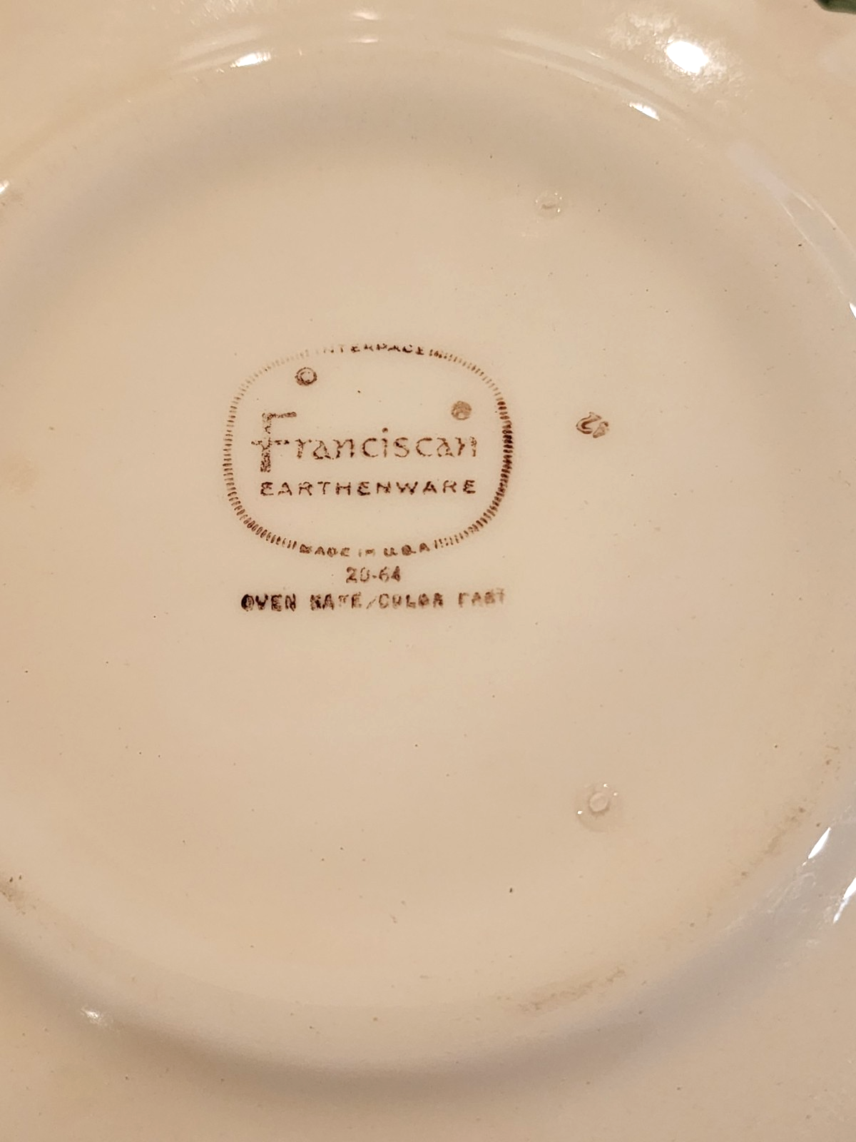 Franciscan Apple 8 1/2" Round Vegetable Footed Serving Bowl